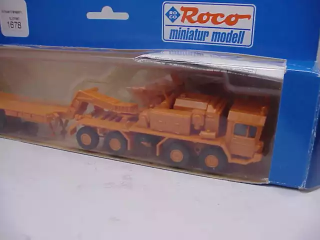 ROCO  1678 ELEPHANT Flatbed    YELLOW   new HO SCALE