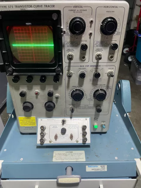 Tektronix Type 575 Transistor Curve Tracer Oscilloscope with original manual