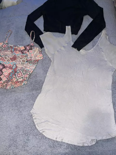 Women’s Size 10 Top Cardigan Random Bundle