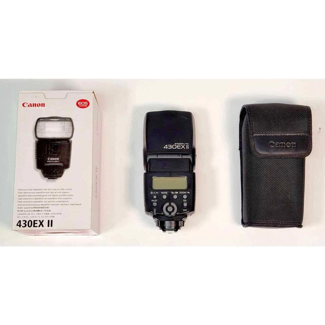 Canon Speedlite 430EX II Flash With Carrying Case & Box