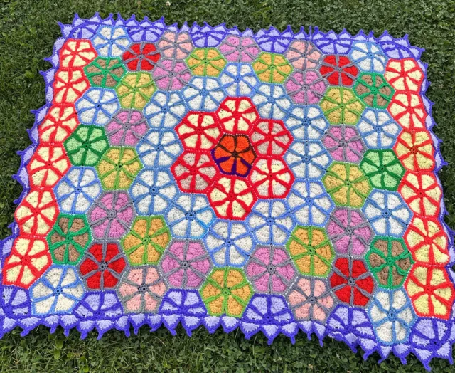 "Edredón hexagonal abuela crochet boho púrpura rojo amarillo blanco rosa verde 58"" x 46"""