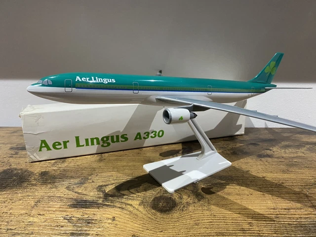 AER LINGUS AIRBUS A330 Snap Fit Model Plane £25.00 - PicClick UK