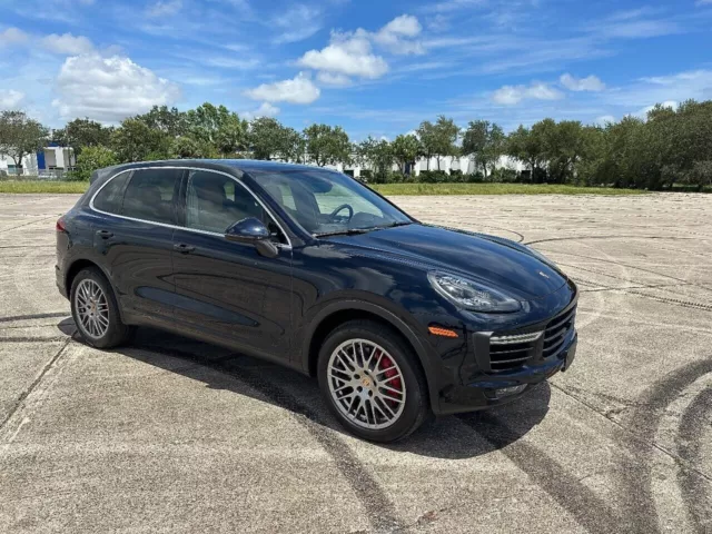 2017 Porsche Cayenne Turbo AWD 4dr SUV