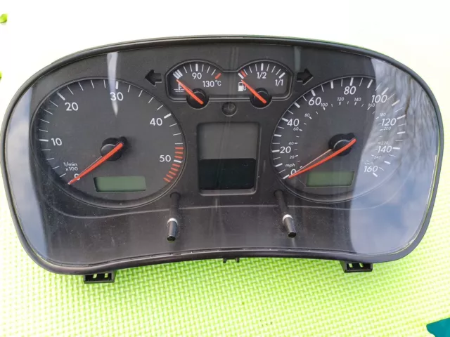 VW Golf MK4 1.9 PD Tdi VDO Instrument Cluster SPEEDOMETER - 1J0920926C