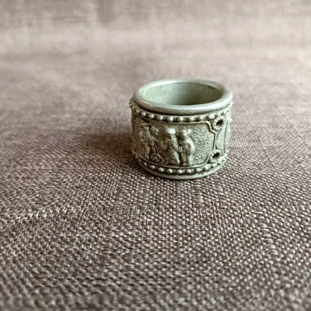 Exquisite Old Chinese tibet silver handcarved character Ring 5029 3