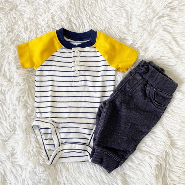 Carter's Baby Boy Matching 2 Piece Set Size Newborn NB