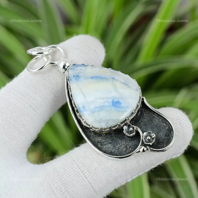 Natural Scheelite Gemstone Pendant Blue 925 Sterling Silver Indian Jewelry