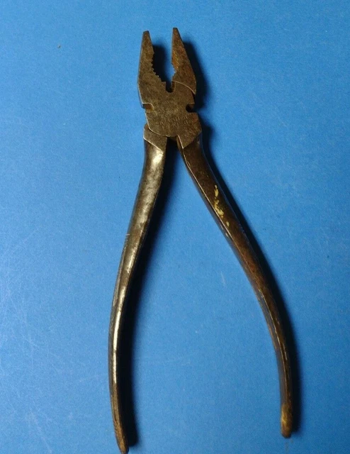 Vintage KRAEUTER USA No. 1841-8 Linesman Pliers with  DON'T SLIP GRIP