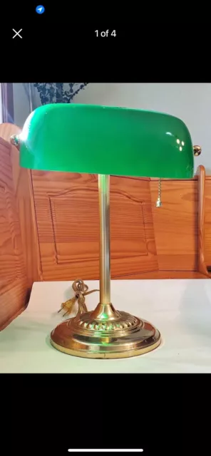 Vtg Underwriters Laboratories Portable Brass Desk Bankers Lamp Green Glass  Shade