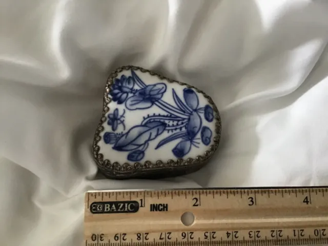 Chinese Pottery Shard Trinket Box with Blue & White Lid