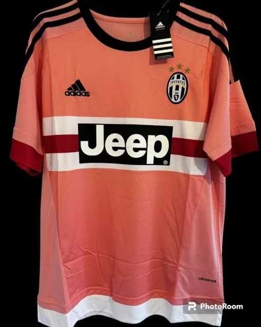 drake pink juventus shirt