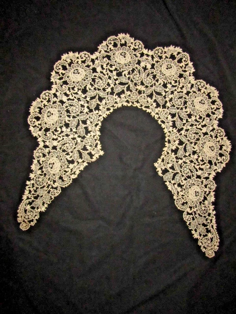 Wonderful Vintage Guipure Machine Lace Collar Ecru