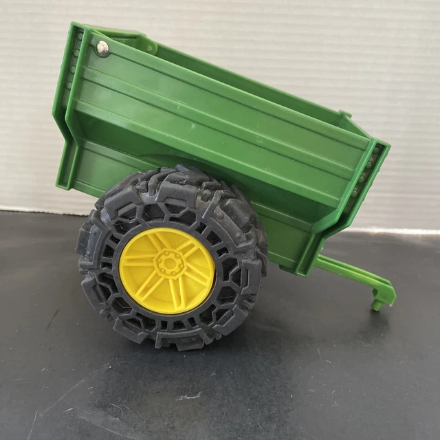 JOHN DEERE MONSTER Treads Green Farm Wagon Tractor Hook Up Bouncy Tires
