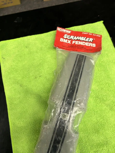 Rare Vintage Nos Schwinn Old School Bmx Scrambler Fenders 1976 Rare Vintage Nos Schwinn Old School Bmx Scrambler Fenders 1976