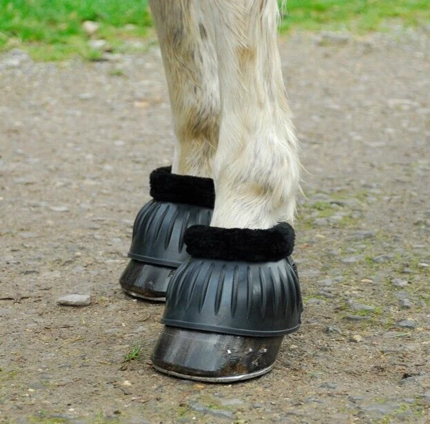 Rhinegold Fleece Trim Flexi Rubber Over Reach Boots – Black - Medium Cob