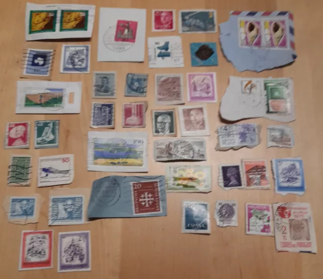 43 Briefmarken zum Selberablösen - super - tolle Marken ! (CJ37AB)