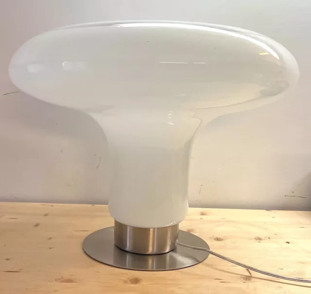 lampada da tavolo in vetro  satinato a forma di fungo anni '80