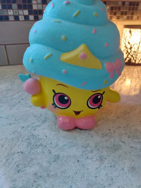 Shopkins Cupcake Queen Bank , 7"  Blue & Yellow  Ceramic Bank