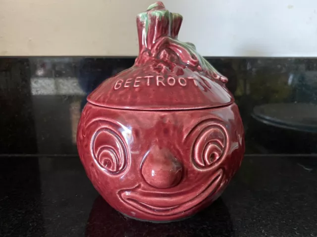 Vintage Sylvac 4553 - Beetroot Face Pot