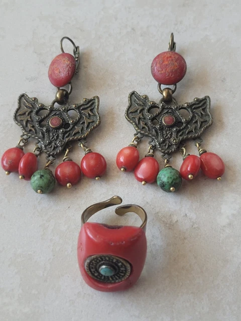 Ensemble De Bijoux Vintage En Pierre Rouge/corail - Boucles D'oreilles Et Bague