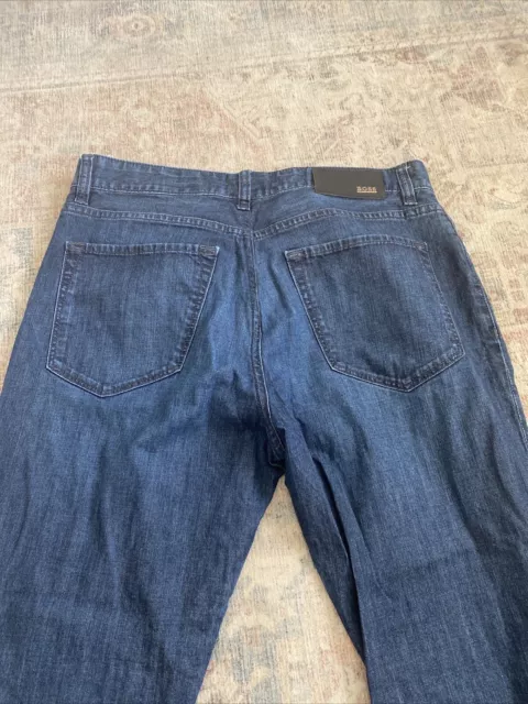 Hugo Boss Jeans Mens 34 Slim Fit Medium Wash Super Soft Denim Stretch Cotton