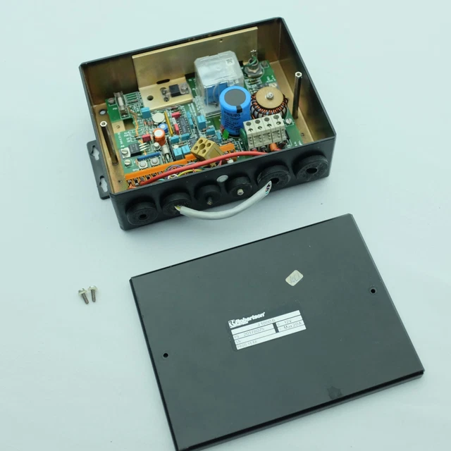 Robertson Tritech J1000B 20178075 Autopilot Junction Box 12V Simrad J 1000 B Robertson Tritech J1000B 20178075 Autopilot Junction Box 12V Simrad J 1000 B
