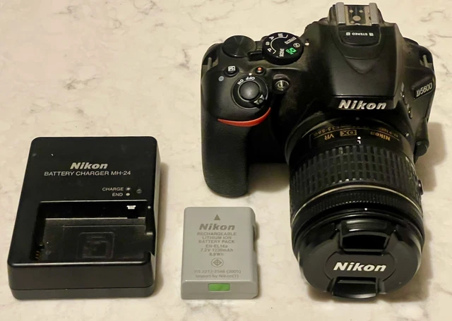 KIT NIKON D5600 18-55 VR * AF-P DX Nikkor 18 mm - 55 mm VR * [Casi