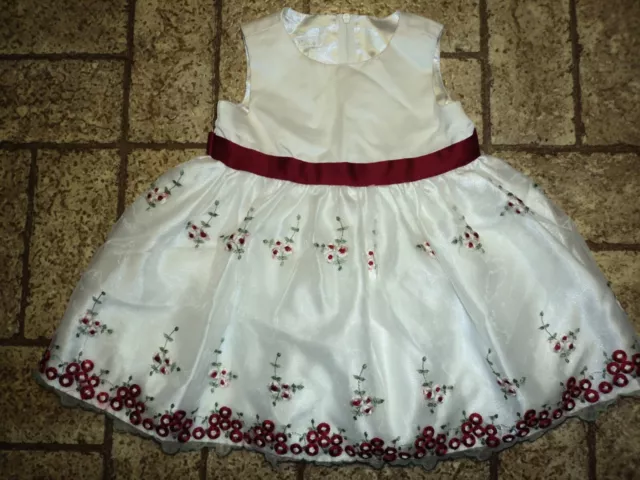 Youngland Girl's Dress. Sz. 24 Mos. Pretty!