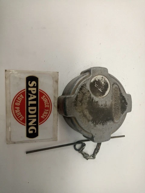 Freightliner Fuel Cap   (9572186