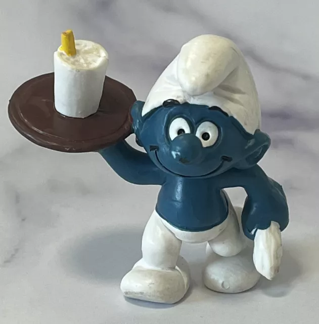 Vintage 1983 Smurfs Waiter Smurf Figurine Figure w/ Tray Drink & Towel