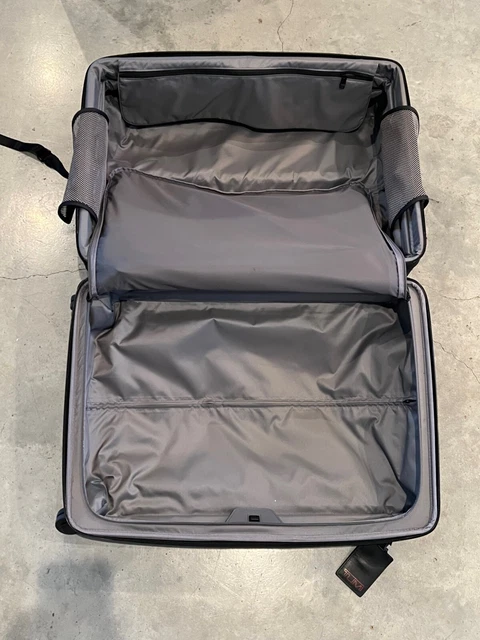 TUMI Alpha 3 Medium Trip Expandable 4-Wheel Suitcase, Black (1171661041) 6