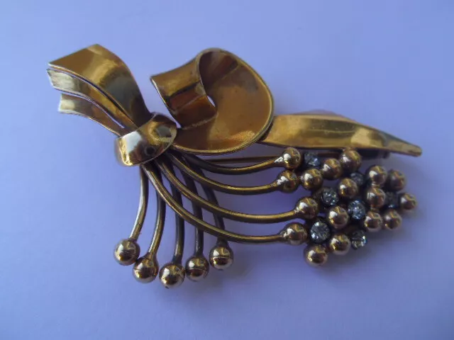 Broche ancienne Bouquet de fleurs signée J