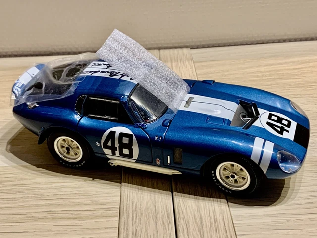 LA074 EXOTO RLG18003 Voiture 1/18 Cobra Daytona coupé 1964 R