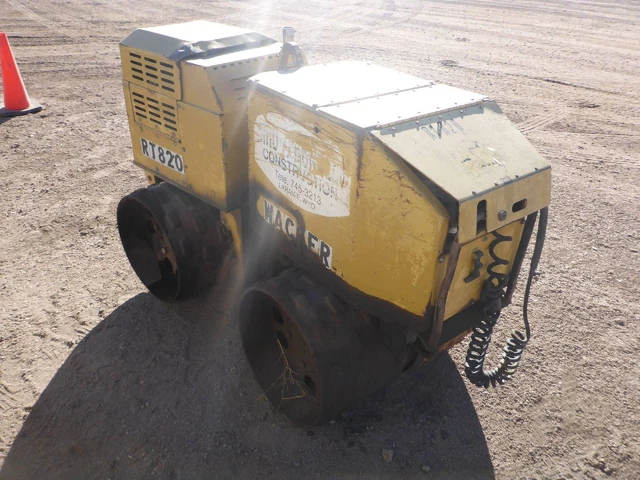 WACKER RT820 Padfoot Trench Compactor # 3205 WACKER RT820 Padfoot Trench Compactor # 3205