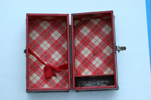VINTAGE DOLL TRUNK Case Red Metal Latches Plaid Wallpaper 1950s $22.99