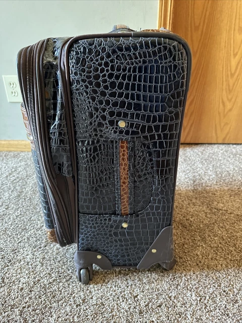samantha brown luggage 3