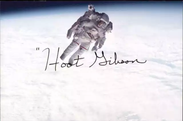 Robert Hoot Gibson Signed 4x6 Photo NASA Space Shuttle Astronaut Pilot L Auto