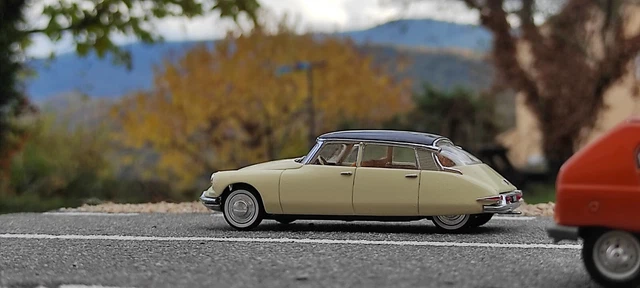 1/43 Citroën DS 19 1956 Voiture Miniature Collection idée cadeau non 2cv sm 3cv