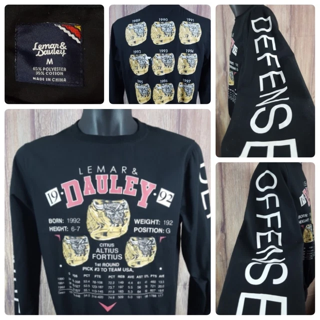 Lemar & Dauley Mens Medium L/S Pullover Crewneck Shirt Chicago Bull Champions