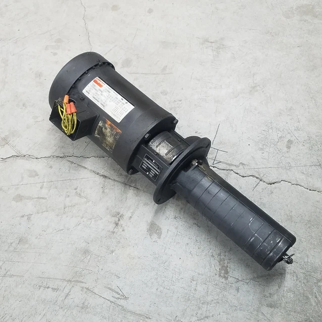 Grundfos SPK4-8/8 U-W-A-CVBV Pump With Dayton 3N473G Motor, 208-220/440V - USED