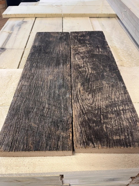 Weathered Barn Wood Boards Rustic Lumber 20x5.5x1 4pk