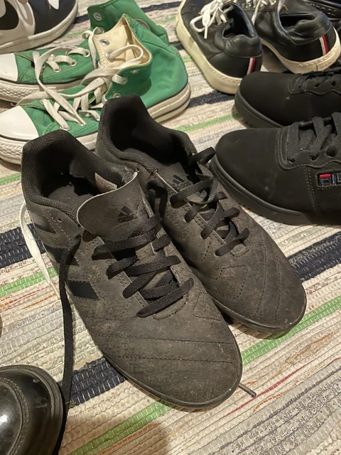 Astro trainers size clearance 4