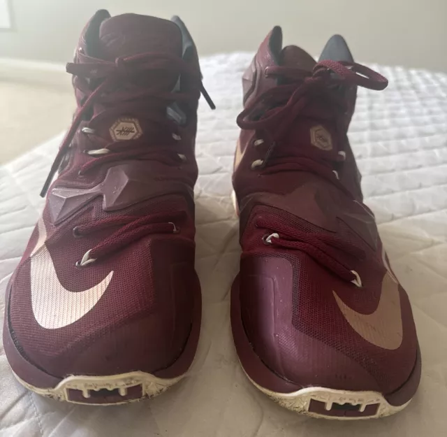 Men’s Nike Lebron James XIII Maroon Size 11