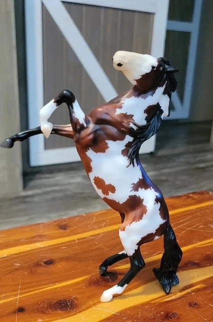Breyer Nayati Rearing Pinto Paint  Collector Club Gamblers Choice Special Run