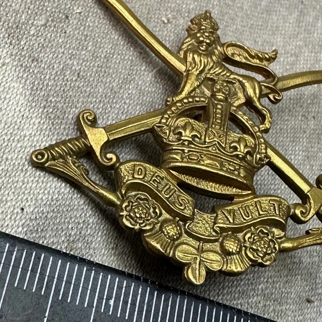 ORIGINAL WW2 BRITISH Army General Service Corps Kings Crown Cap Badge £ ...
