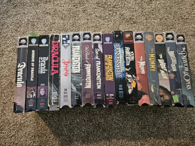 HORROR VHS LOT - Dracula, Frankenstein, Mummy, Wolfman, Invisible Man ...