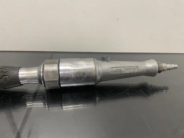 Snap On Tools FAR72B 3/8'' Drive Heavy Duty Pneumatic Air Ratchet 14