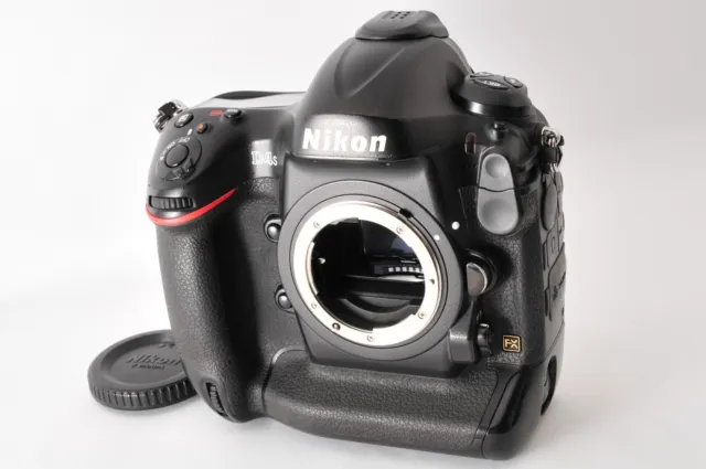 [Near Mint] Nikon D4 16.2MP FX Digital SLR Camera Body w/ Charger Japan