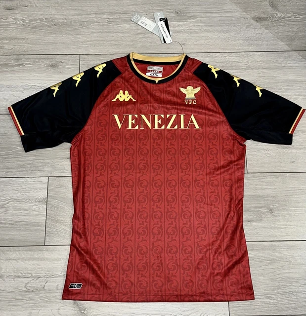Limited Edition, Exclusive football shirt large mens, With Tags