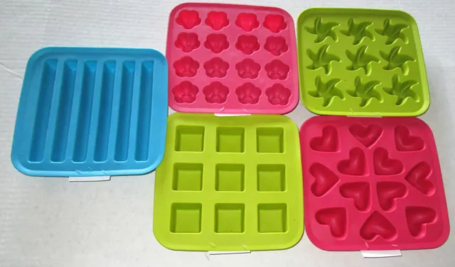 https://www.picclickimg.com/4mAAAOSwWk1dwtbE/FLEXIBLE-ICE-CUBE-MOLDS-by-IKEA-Assorted-shapes.webp